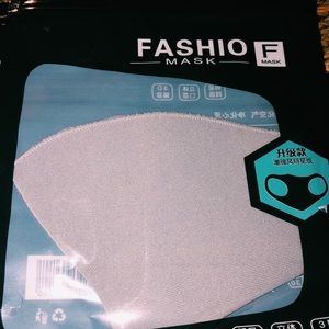 Fashion mask Grey face masked red when bundled